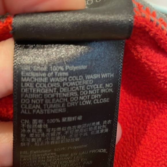 Marmot jacket size medium in red - Picture 11 of 11